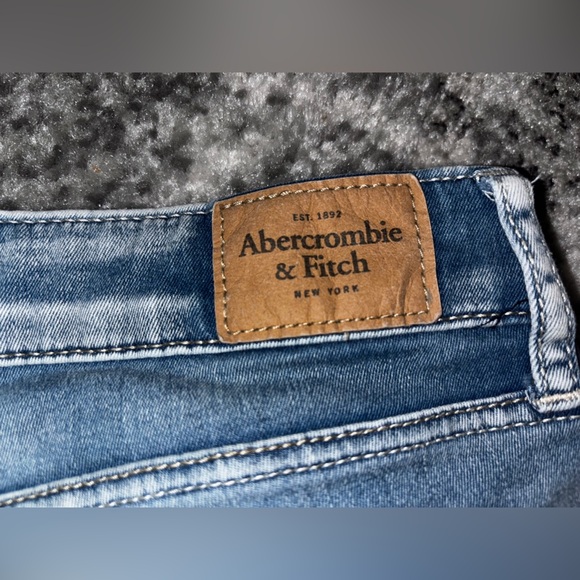 Y2k low rise Abercrombie & Fitch Skinny Jeans Light Wash Size: 2 Short (25) - Picture 4 of 7